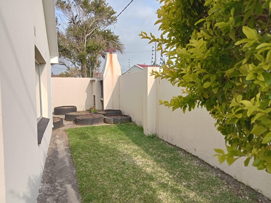 3 Bedroom Property for Sale in Sunnyridge Ext 3 Eastern Cape